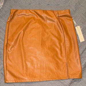 Iris Tan Pencil Skirt